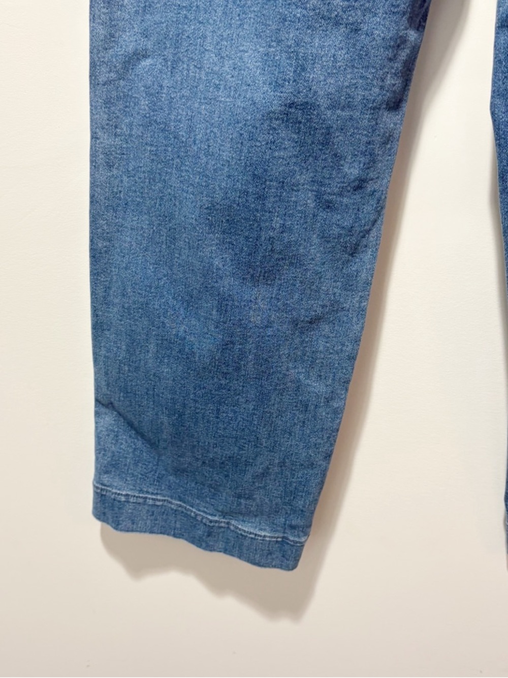 Frank and Eileen Westport Illusion Wide-Leg Pull-On Jean Size 8 Soft Denim - Picture 11 of 16